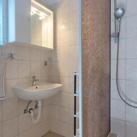 Two-bedroom In * Peroj