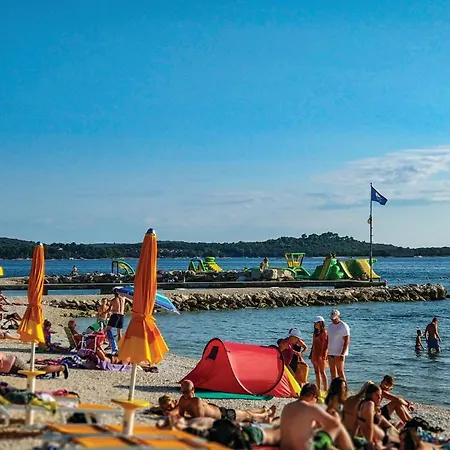 Two-bedroom In Apartamento