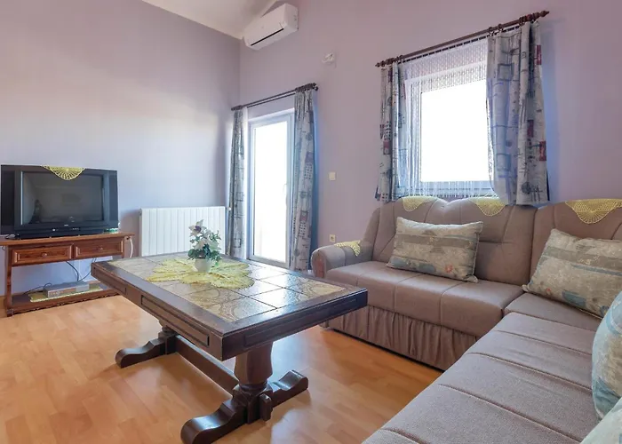 아파트 Two-bedroom In *