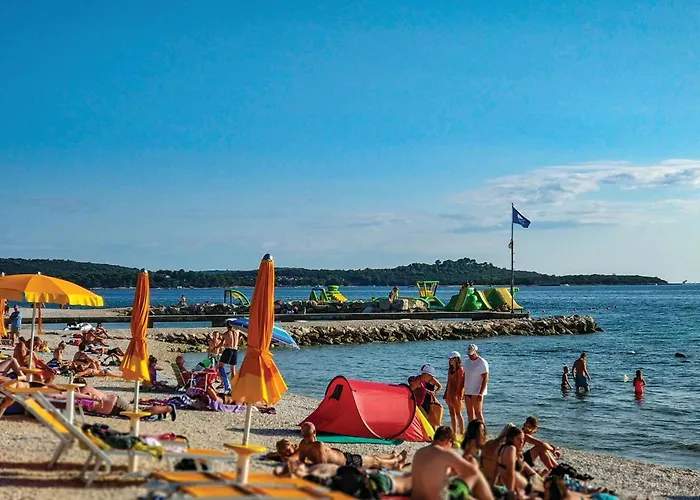 Two-bedroom In 아파트